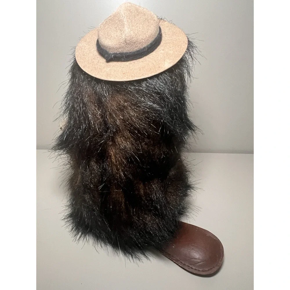 VTG Littlewood Cottage‎ Brewster Canadian Mounted Police Plush Beaver Canada NWT